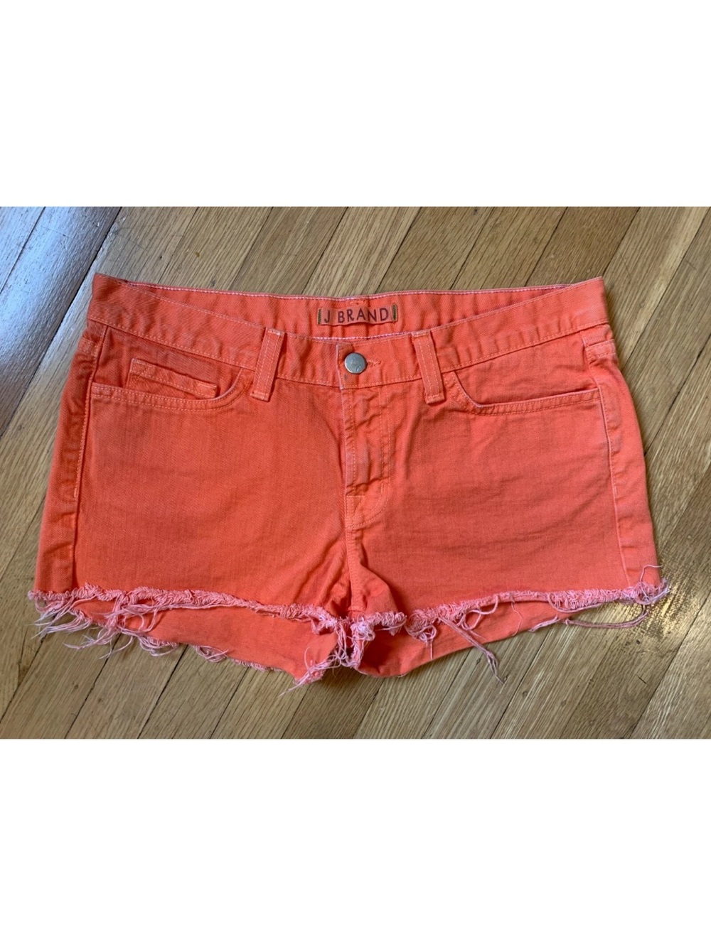WOMENS J.BRAND BRIGHT ORANGE CUT OFF FRAY 100% COTTON SHORTS IN SIZE 28